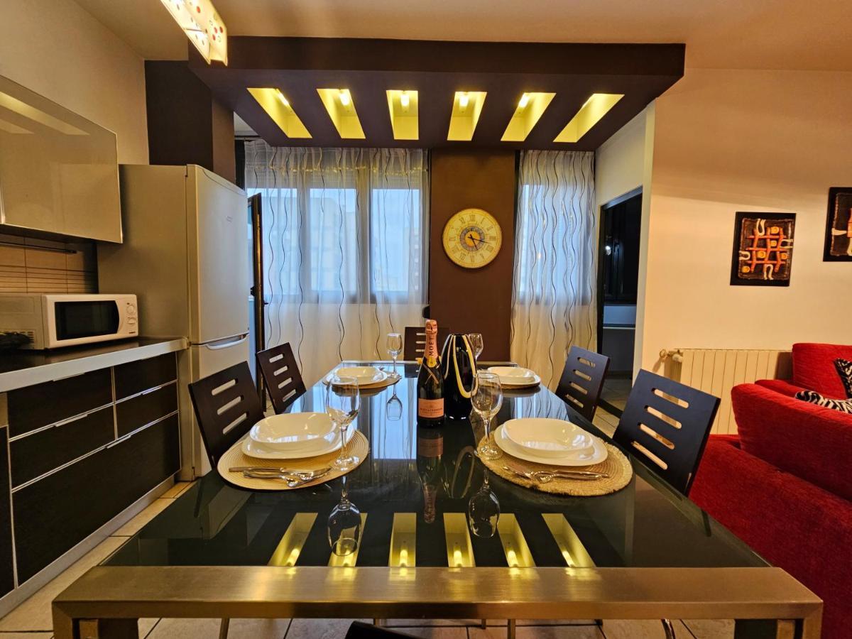 Center Apartment Easy_Luxury Tiranë Luaran gambar