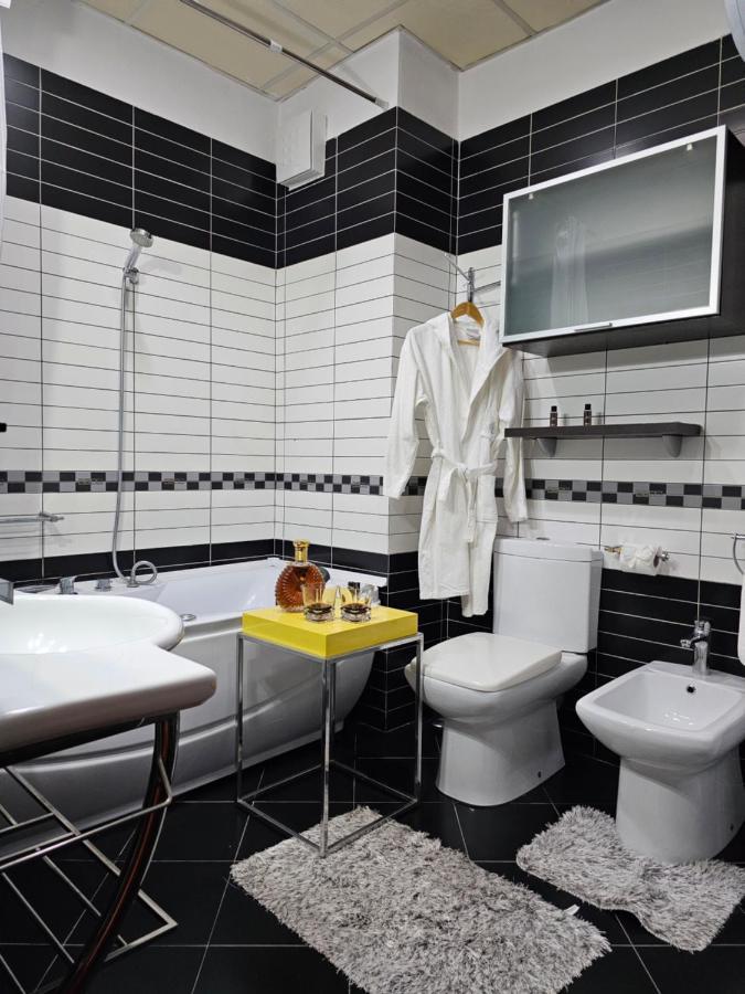 Center Apartment Easy_Luxury Tiranë Luaran gambar