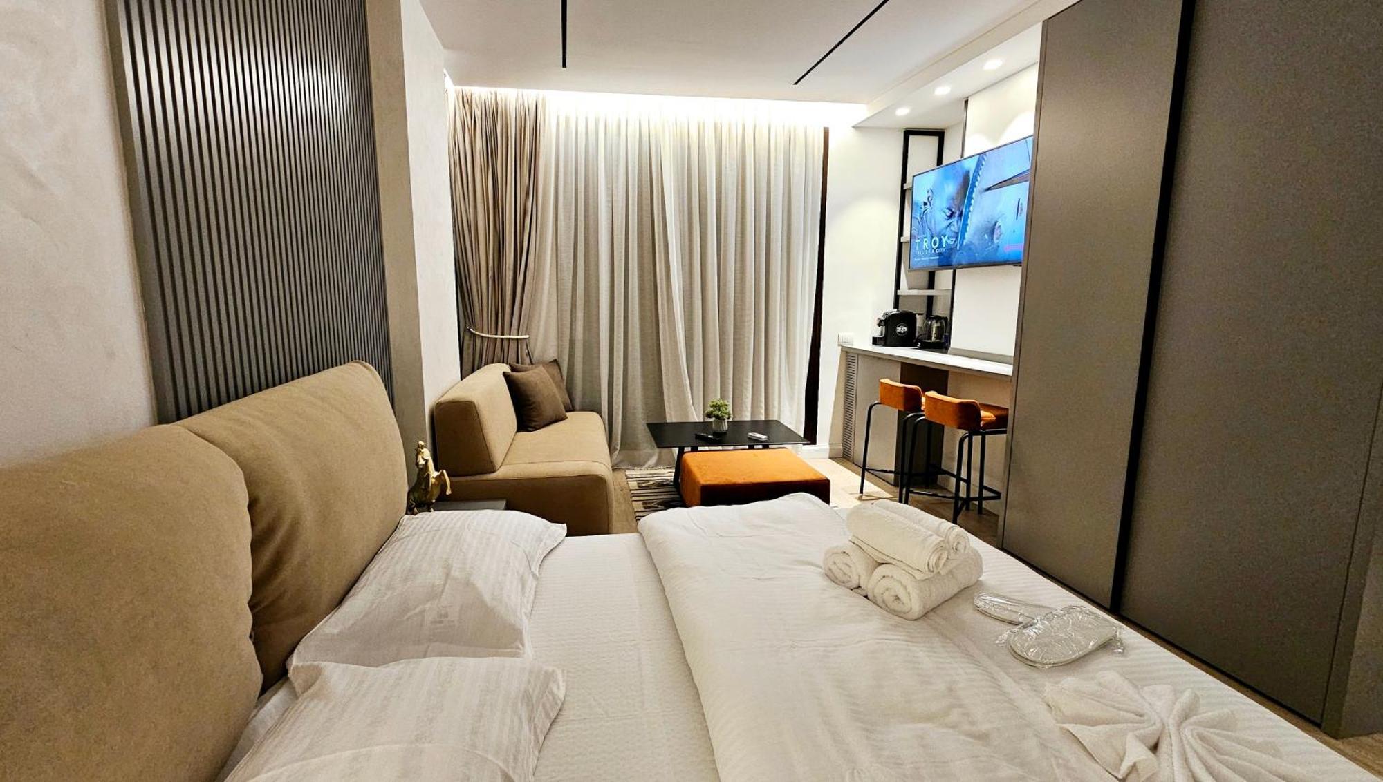 Center Apartment Easy_Luxury Tiranë Luaran gambar