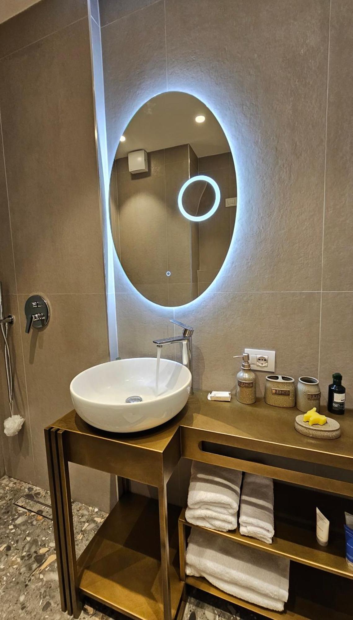 Center Apartment Easy_Luxury Tiranë Luaran gambar