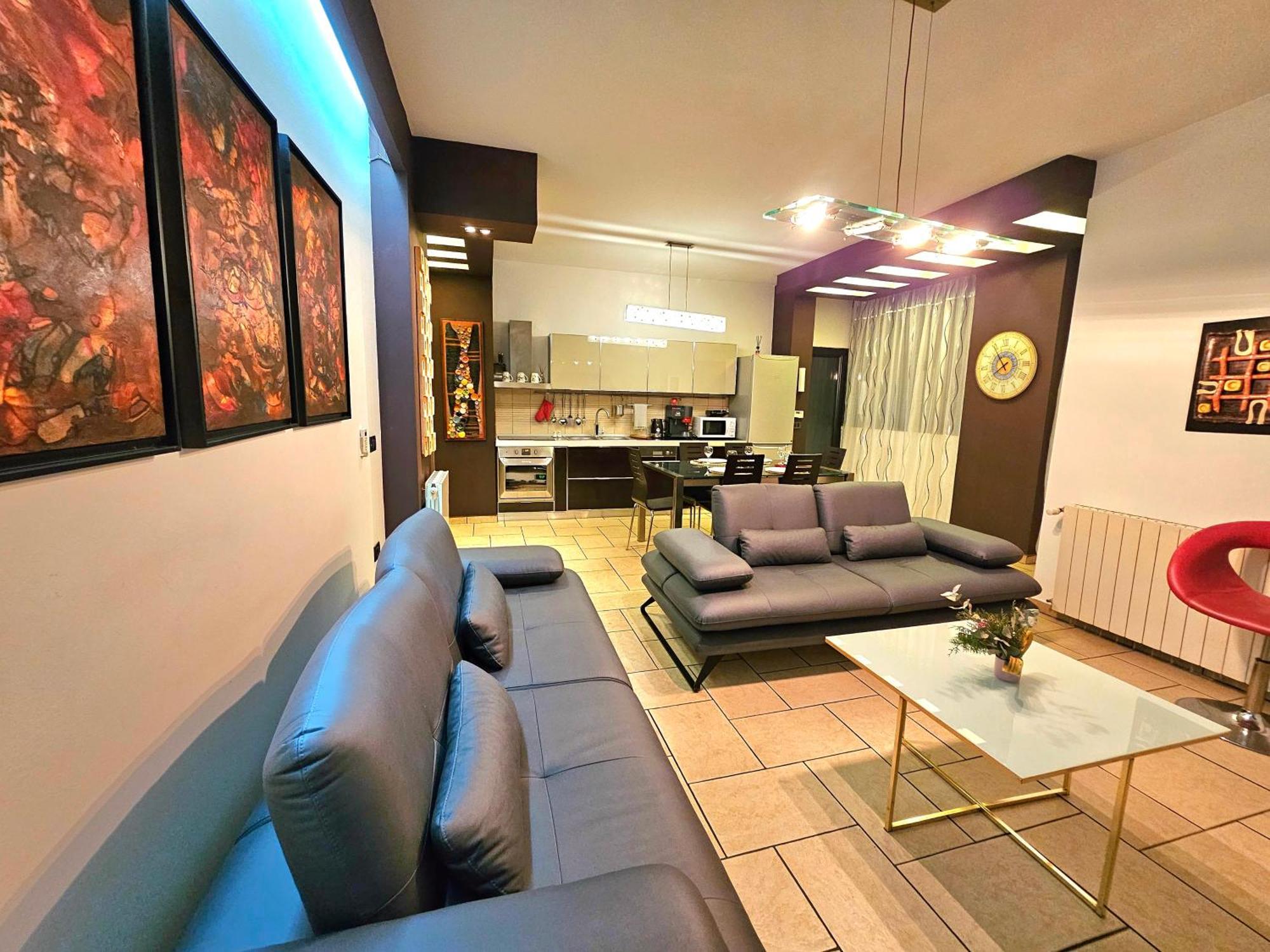 Center Apartment Easy_Luxury Tiranë Luaran gambar