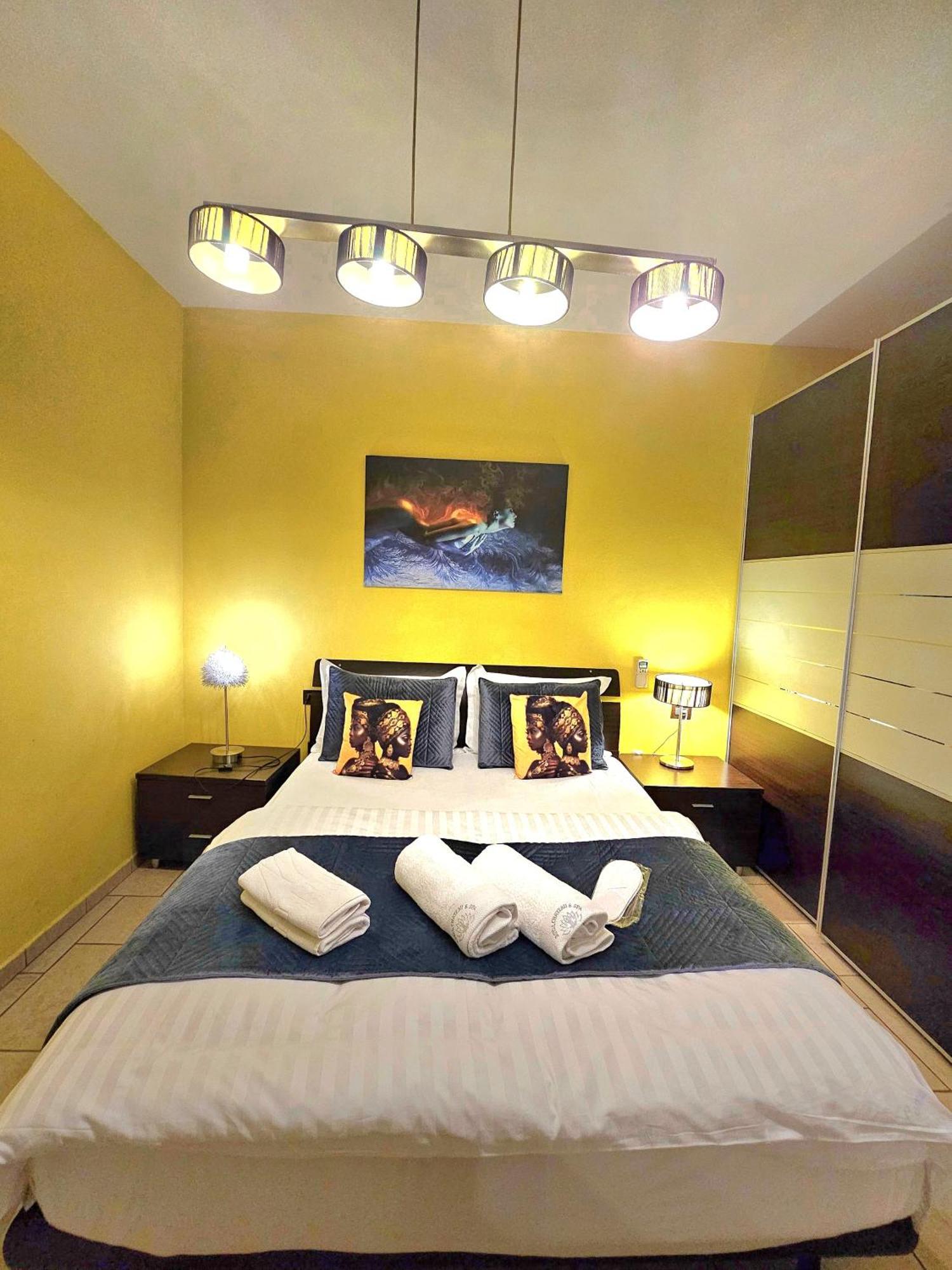 Center Apartment Easy_Luxury Tiranë Luaran gambar