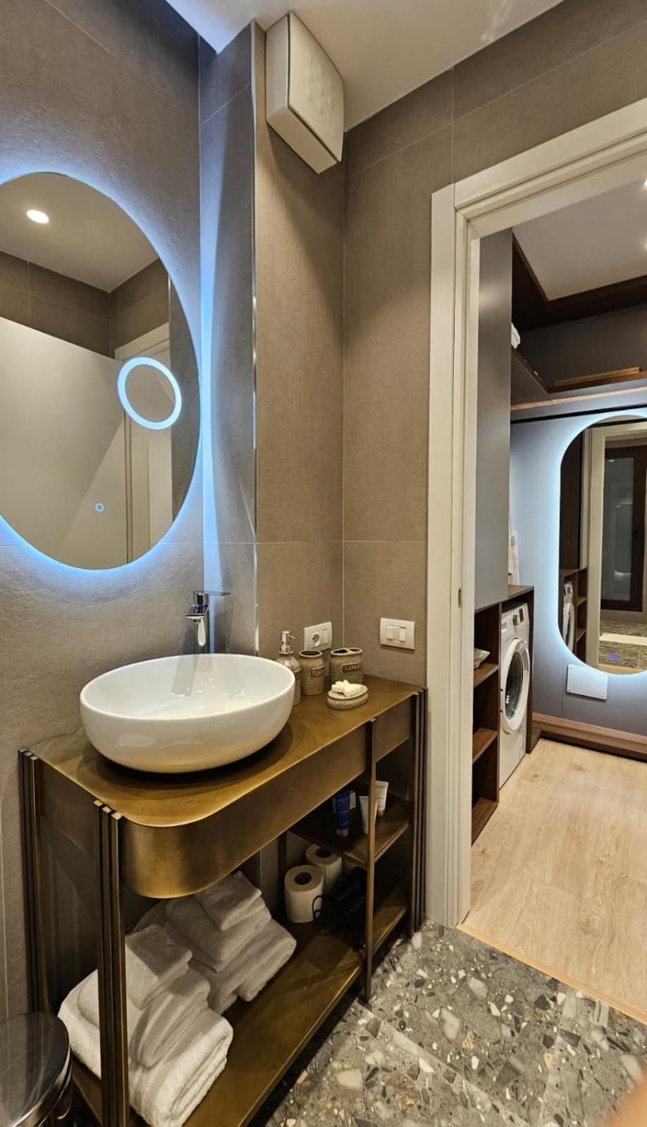 Center Apartment Easy_Luxury Tiranë Luaran gambar